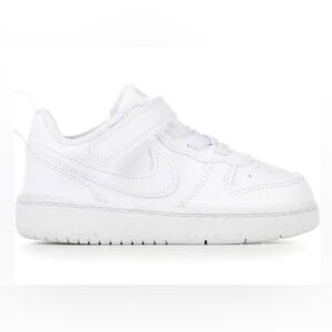 KIDS WHITE NIKE AIR FORCES